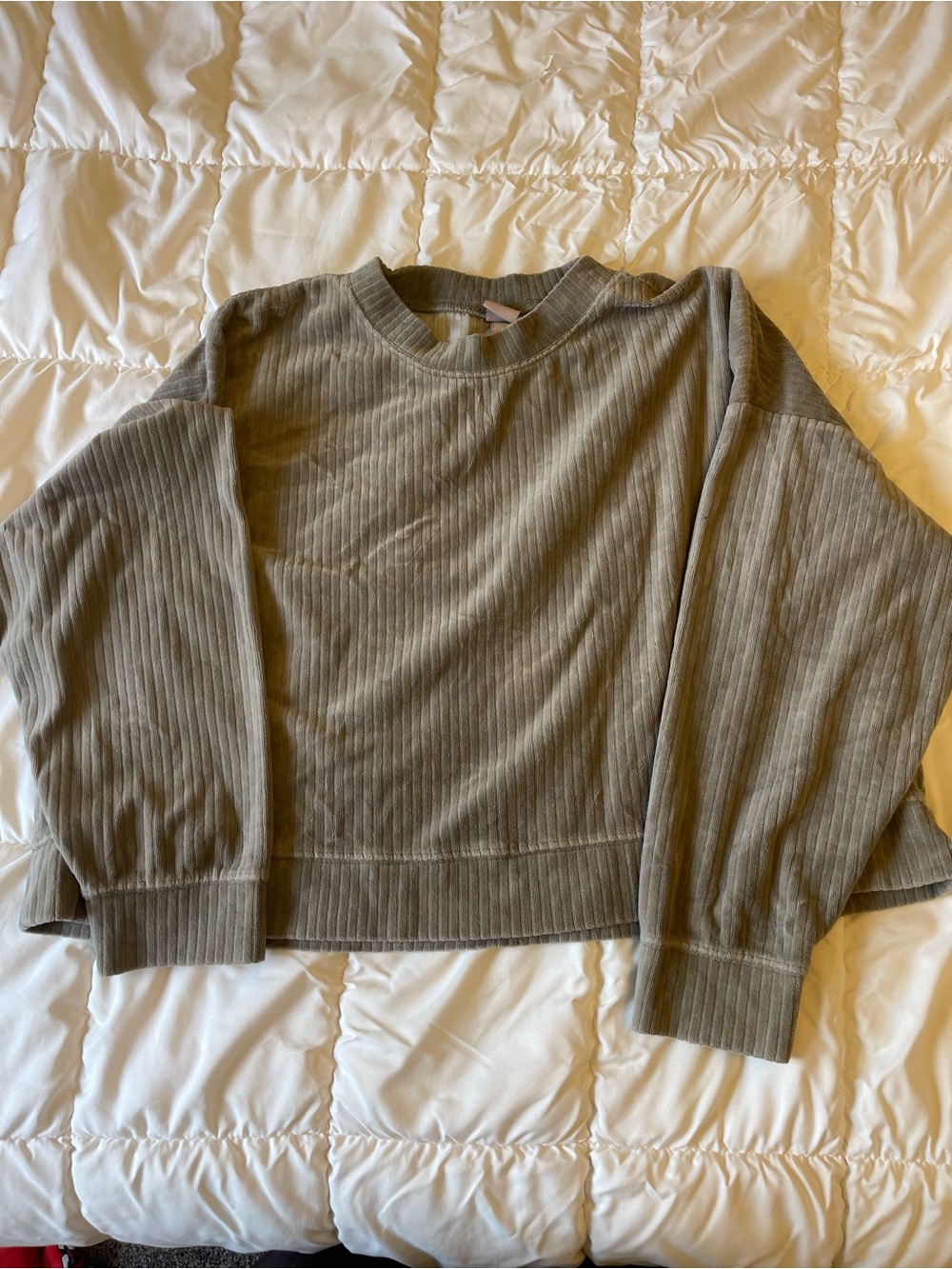 H&M Olive Green Ribbed Crewneck Sweater